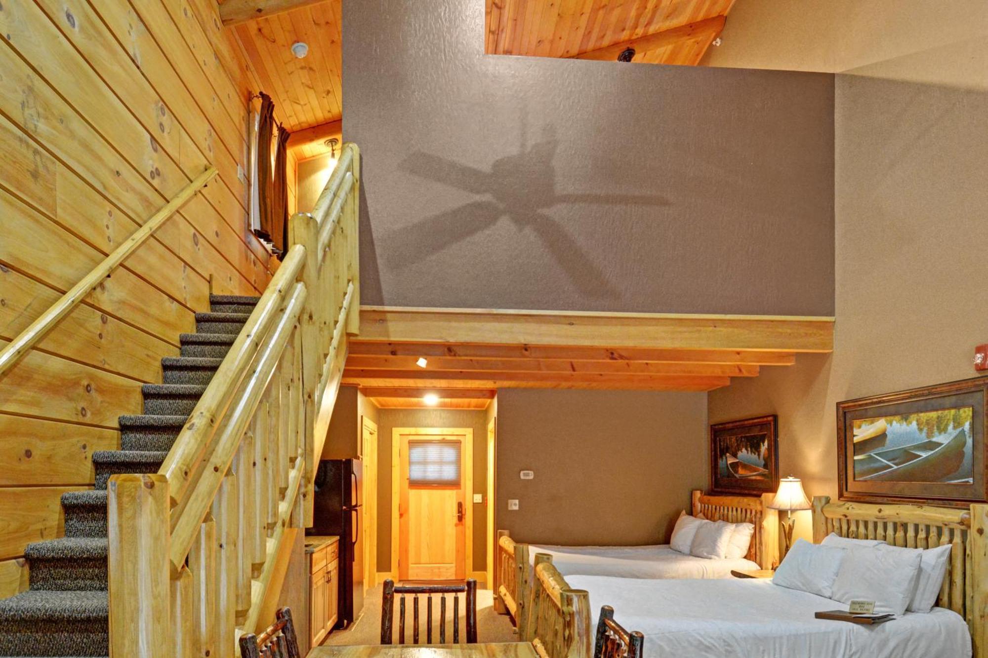 The Lodges At Sunset Village McHenry Ruang foto