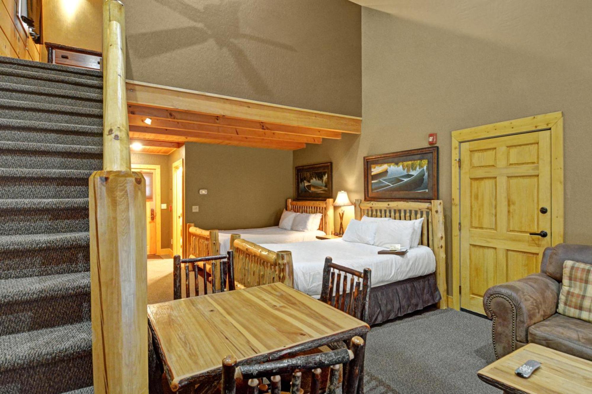The Lodges At Sunset Village McHenry Ruang foto